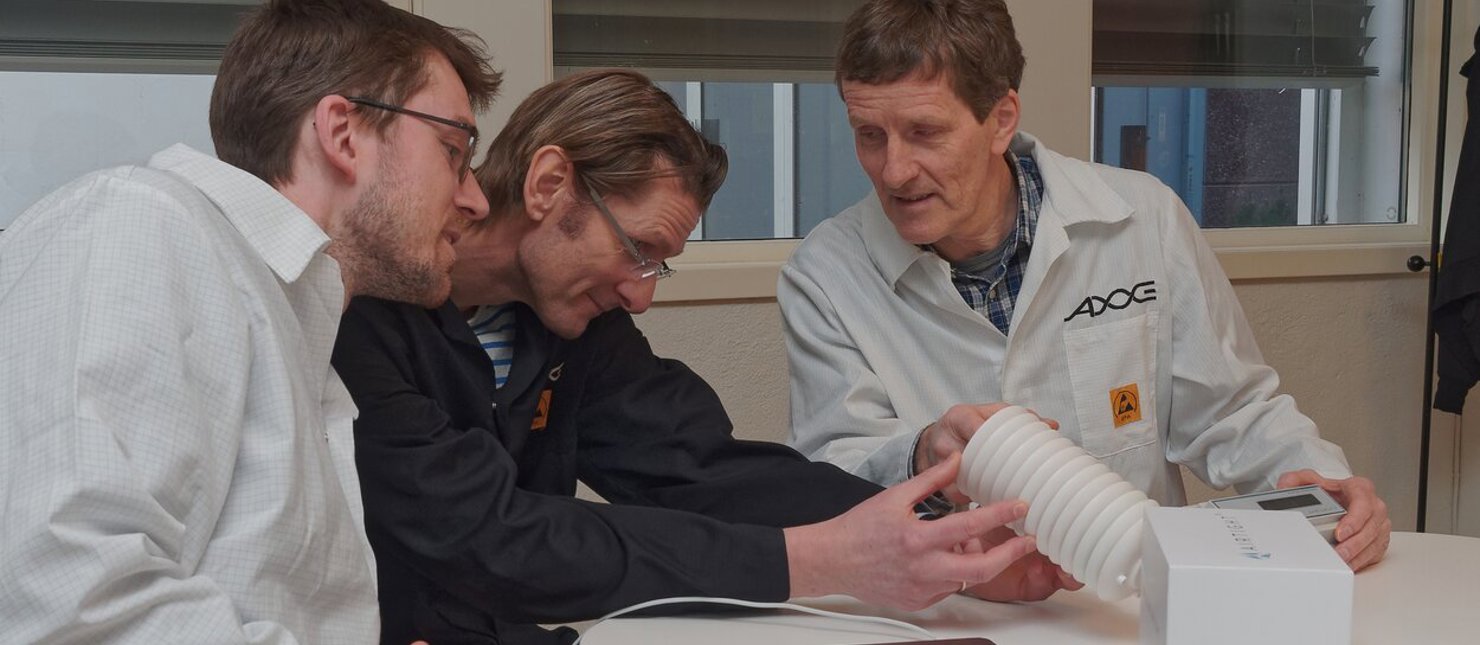 Balansert ventilasjon er sjelden i balanse. Norsk gründerbedrift har løst problemet med elektronikk og sensorer
