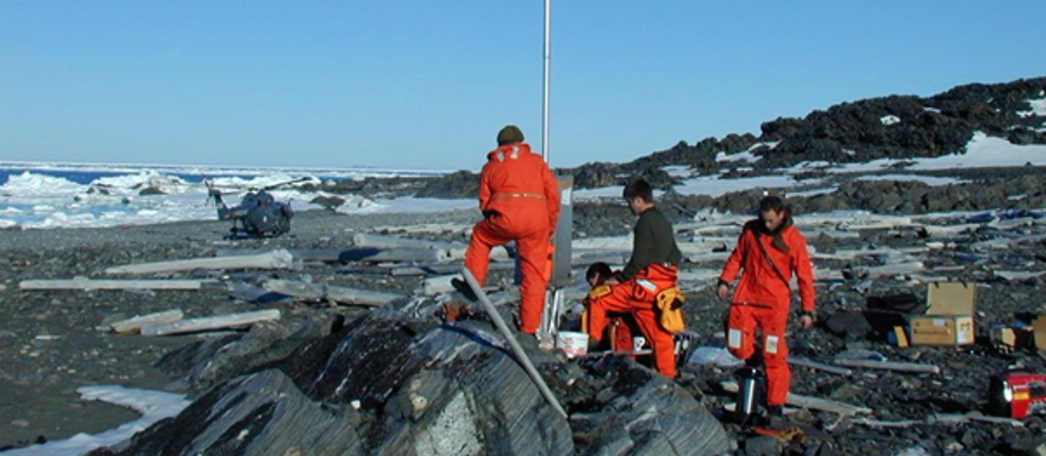 Batterier for tøffe miljøforhold: Værstasjoner i Nordishavet